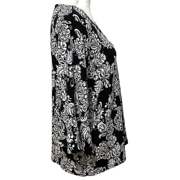 Emma & Olive Women's Pullover Top L Black and White - Picture 4 of 7